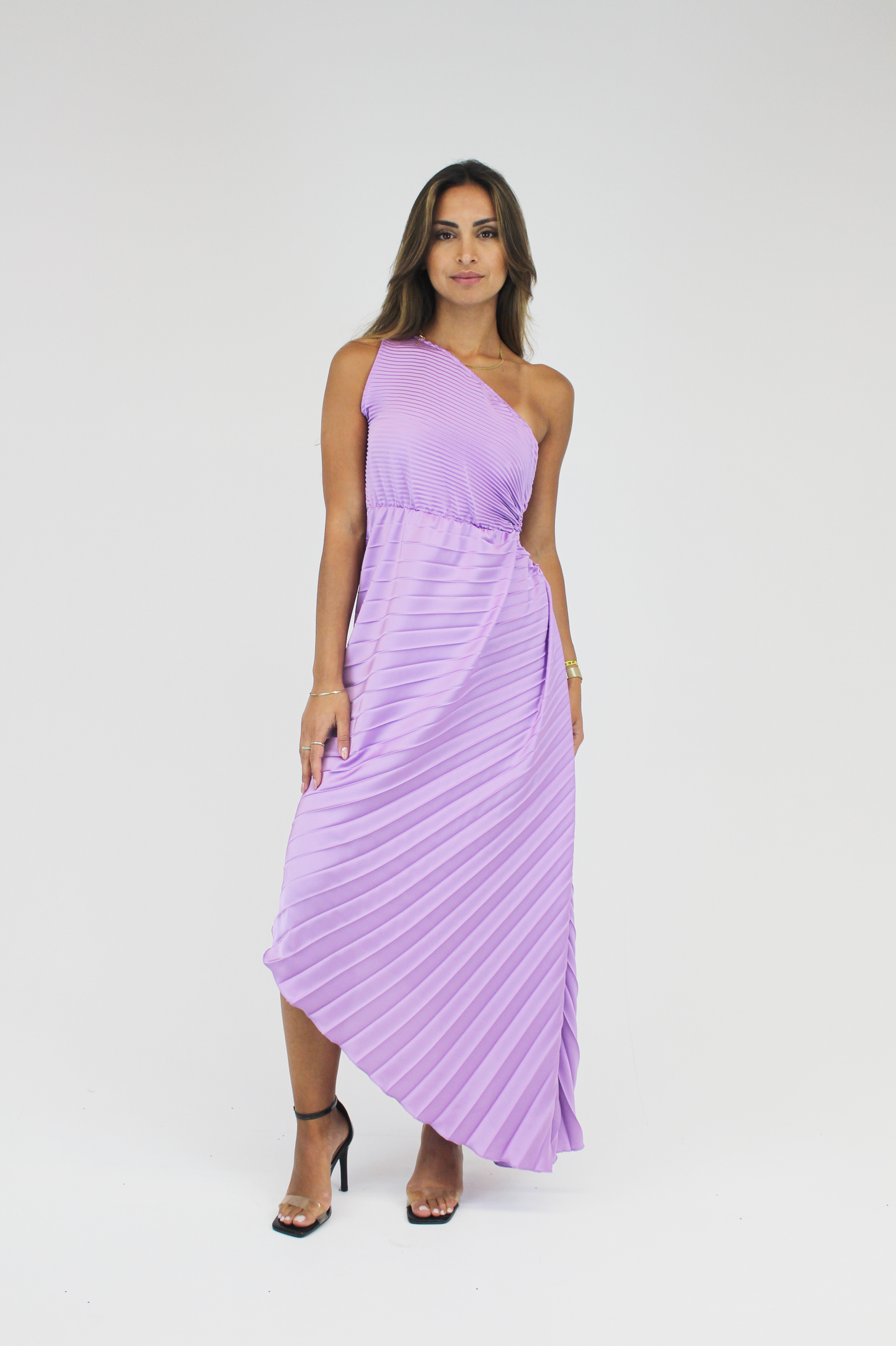 Vestido Plissado Assimétrico Midi c/ cut out