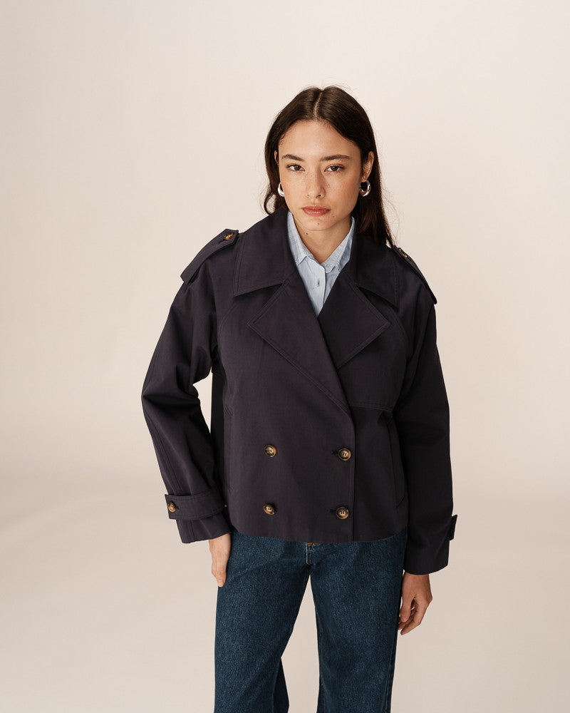 Trench coat curto de algodão