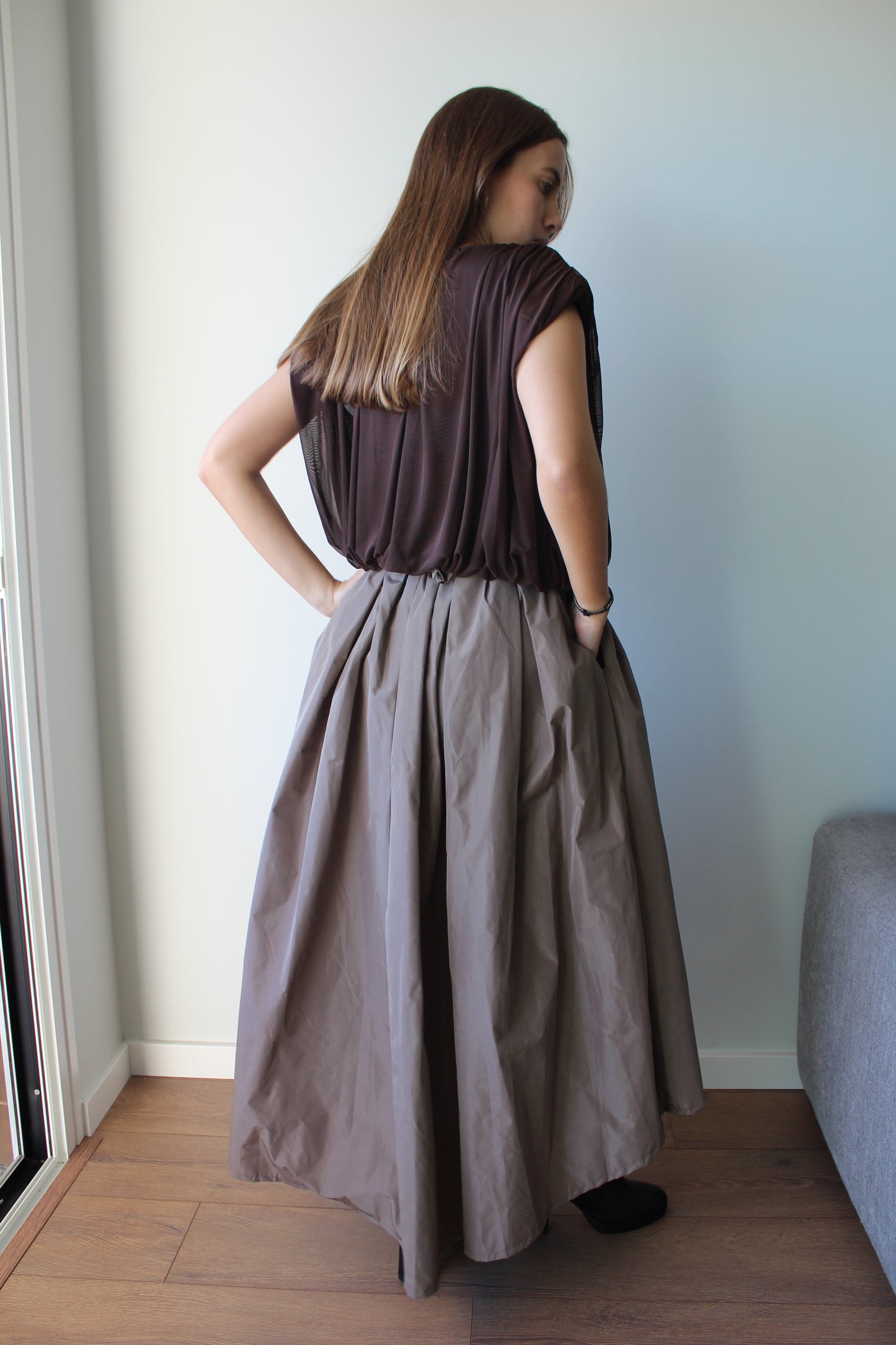 Saia tafetá Taupe