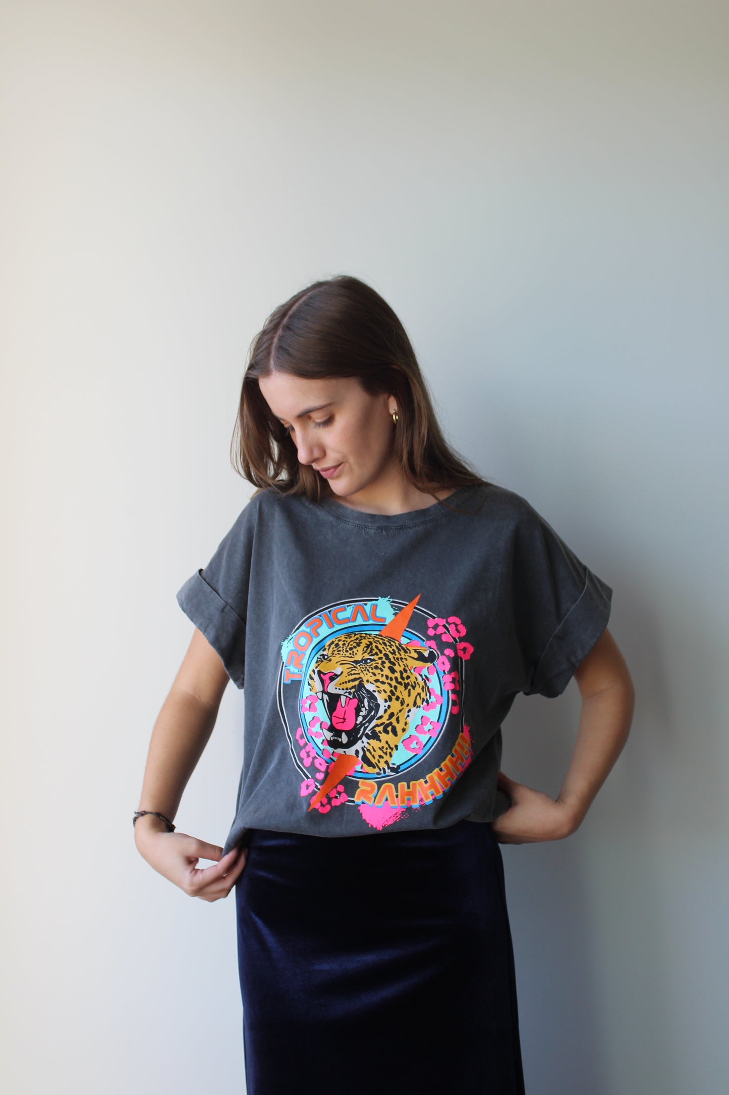 T-shirt gráfica "Tropical"