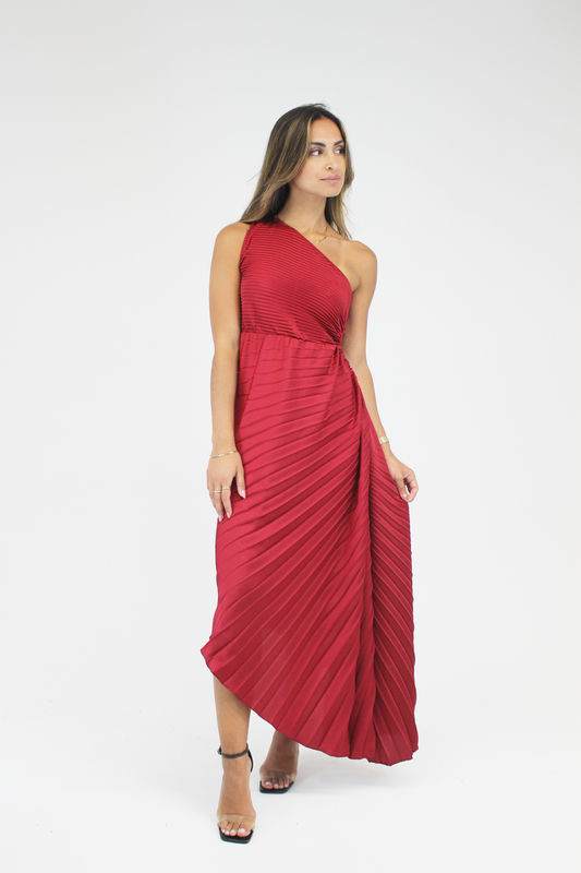 Vestido Plissado Assimétrico Midi c/ cut out