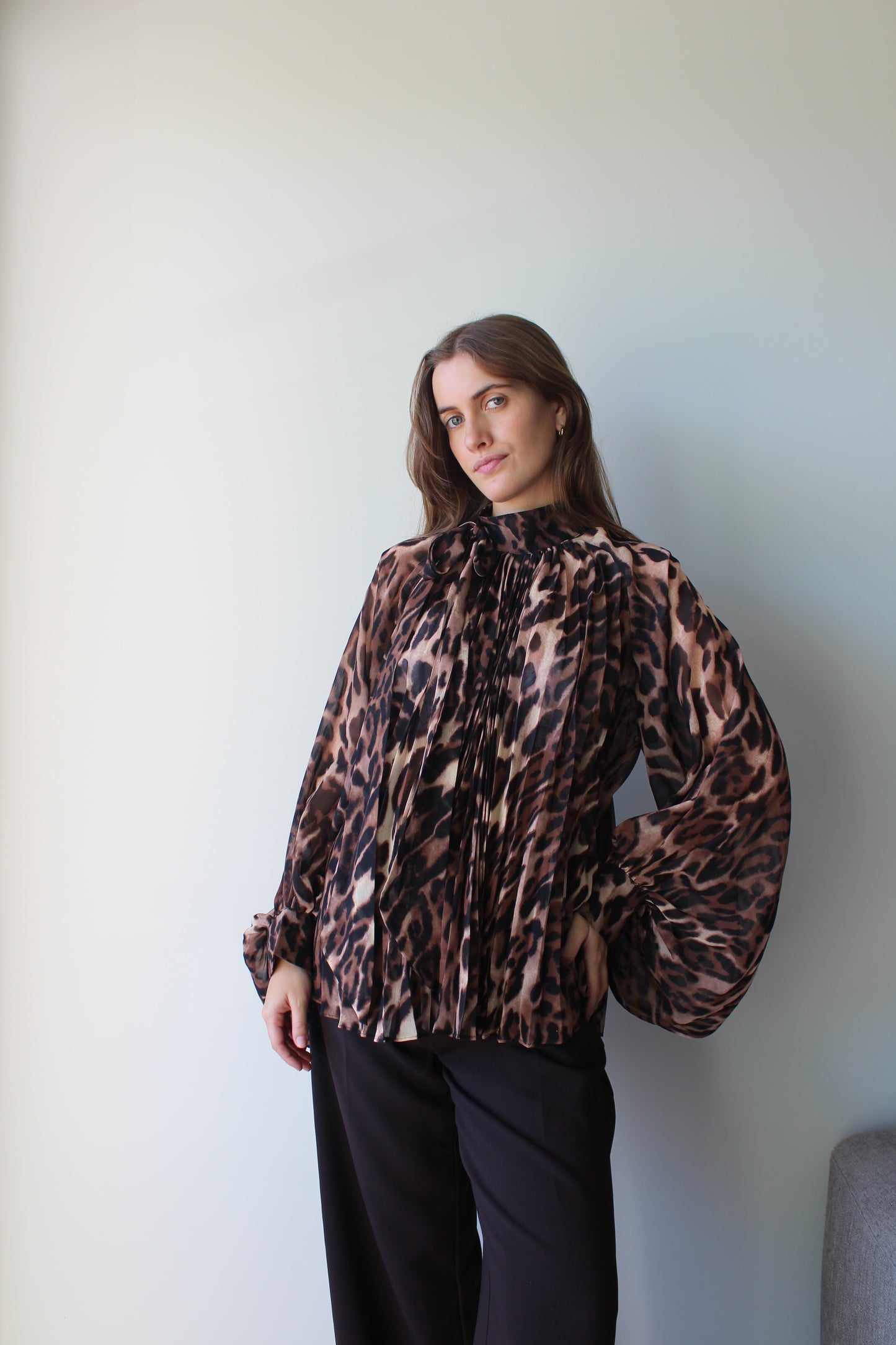 Camisa plissada padrão tigre