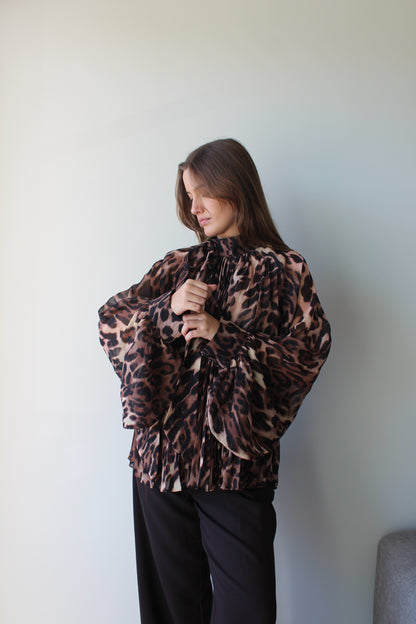 Camisa plissada padrão tigre