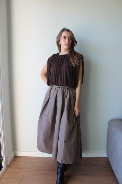 Saia tafetá Taupe