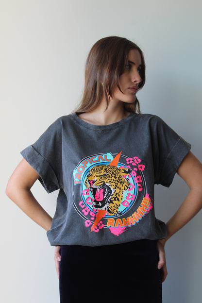 T-shirt gráfica "Tropical"