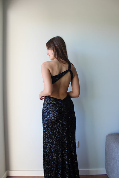 Vestido assimétrco lantejoulas