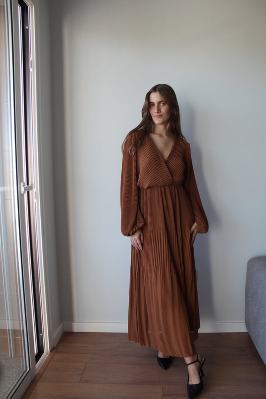 Vestido Plissado Manga Comprida