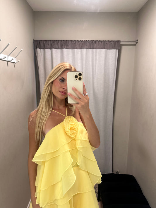 Vestido com flor Amarelo