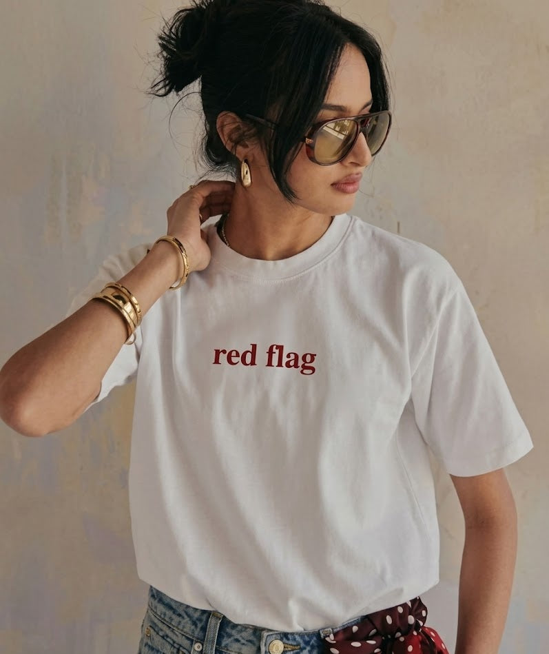 T-shirt Red Flag